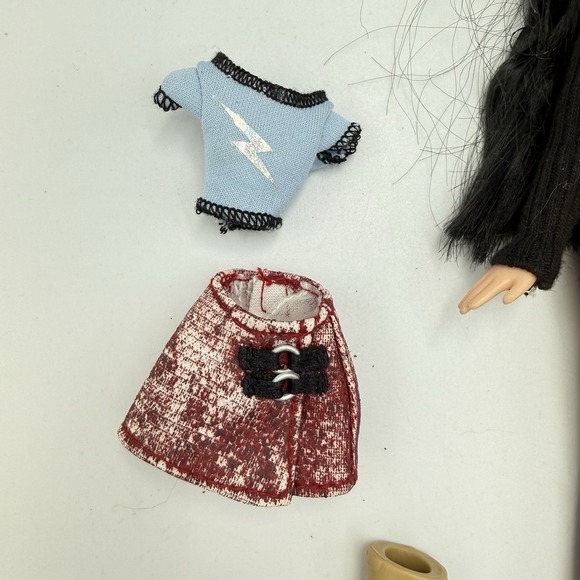 Vintage MGA Entertainment Bratz Jade 2002 Xpress It Fashion Doll Collection - Picture 2 of 16